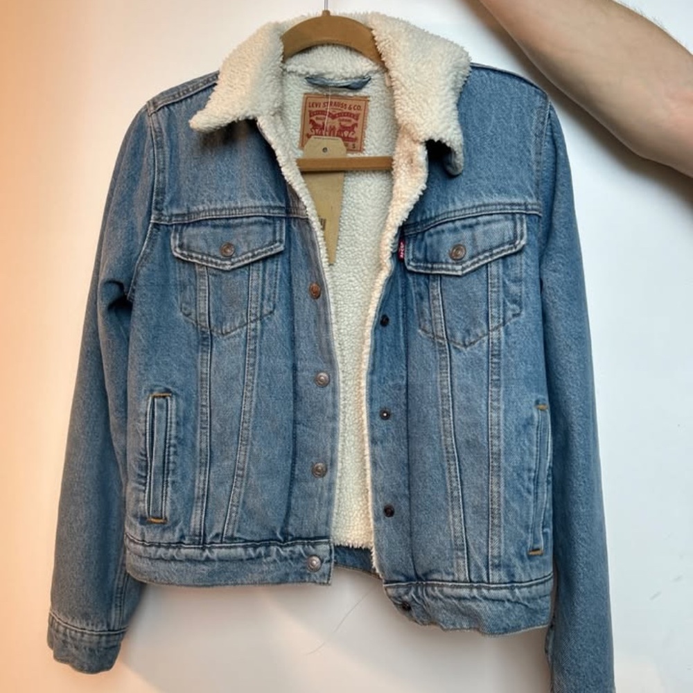 Levi's Women's Original Sherpa Trucker Jacket - size small